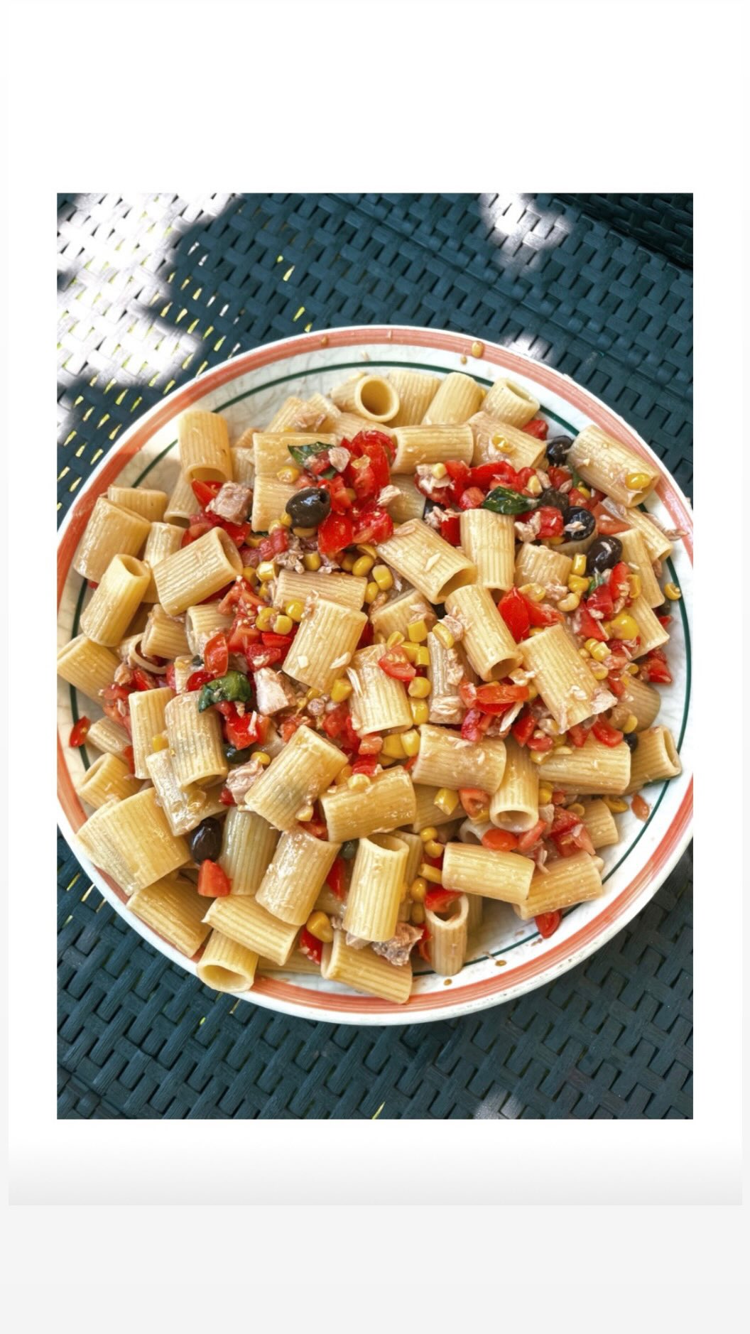 ๐ End of Summer Pasta in a Bowl๐
The last recipe from italy before starting my favorite season: Autumn ๐๐
Ingredients:
๐
Datterini tomatoes
๐ฝ Sweet corn
๐ Tuna
๐ฟ Capers, Taggiasche olives, oregano & fresh basil
๐ง Salt & black pepper
๐ง A sprinkle of parmesan & of course, good extra virgin olive oil ๐
All the ingredients are mixed cold, then tossed with al dente pasta. Simple, colorful, and packed with Mediterranean flavor โ the perfect way to say goodbye to summer! ๐
#calmfluencer #italianfoodblogger #myitalianflavors #slowlivingforlife #tasteofhome #italianrecipes #foodtographyschool #tradizioneitaliana #easyrecipeideas #picnicessentials #picnictime #endofsummervibes #oggicucinoio #easyrecipes #pastaitaliana #kidsfavorite #food52grams #vegeterianfood #vegetarians #italianfoodlover